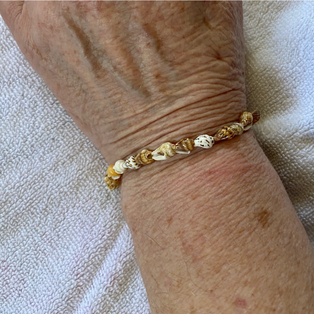 Unique SeaShell Bracelet